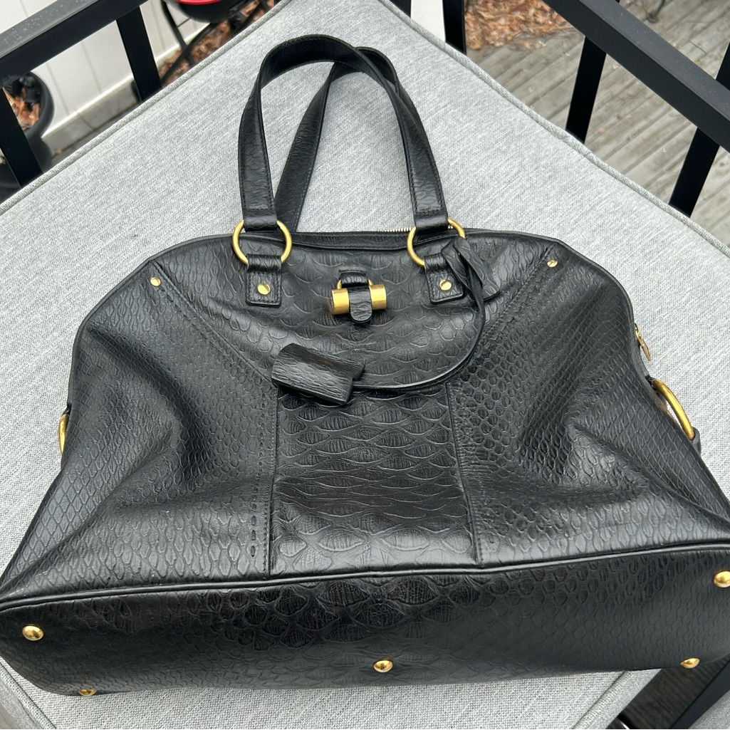 Yves Saint Laurent Muse Embossed Leather Handbag Black
